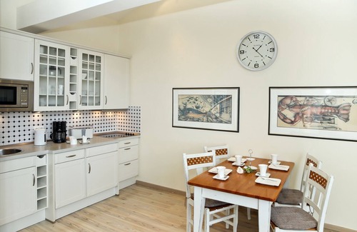 Kuhlungsborn Ost Apartment | (408) 3- room apartment -direct lake view - apartment house Atlantik