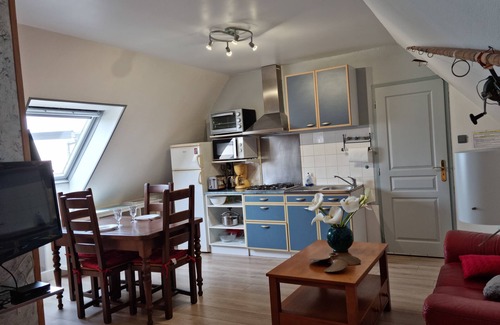 Le Conquet Apartment | 40m2 apartment 50m from the GR34 and 80m from the sea.private parking.