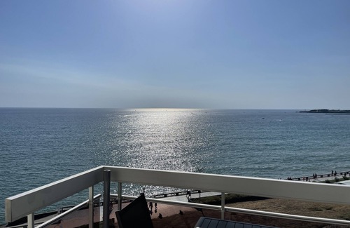 Saint-Gilles-Croix-de-Vie Apartment | 40m2 top floor luxury apartment with SEA VIEW