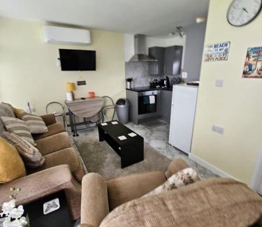 Chapel Saint Leonards Ski Chalet | 41 Cherry Park