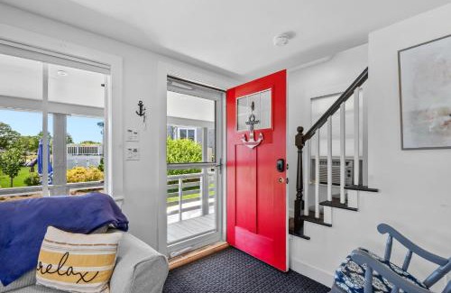 Onset House | 41 East Boulevard Onset- The Glam Shack