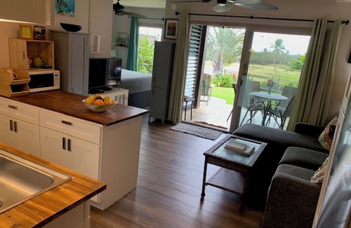 Punaluu Condo | #41 Turtle Hut at Punalu`u Black Sand Beach * Most 5 Star Ratings