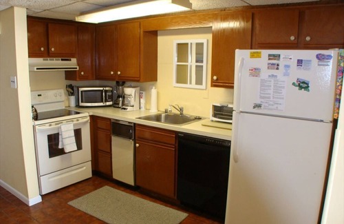 Sea Isle City Condo | 4100 Boardwalk, Unit 3C