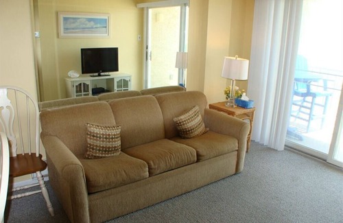 Sea Isle City Condo | 4100 Boardwalk, Unit 3C