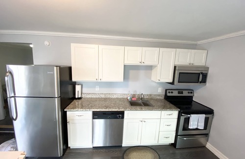 Watkins Glen House | 411 S. Madison Avenue