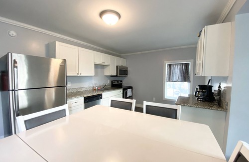 Watkins Glen House | 411 S. Madison Avenue