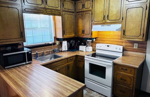 Church Street House | 413) Massive home in a great neighborhood!