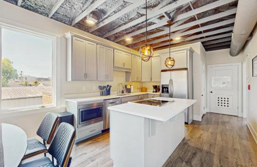 Northside Apartment | 413 Spears Ave