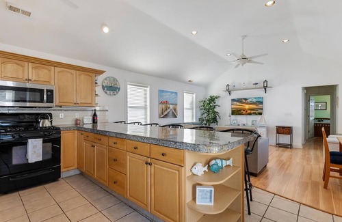 North Wildwood Condo | 414 E 17th Ave, 2nd Floor