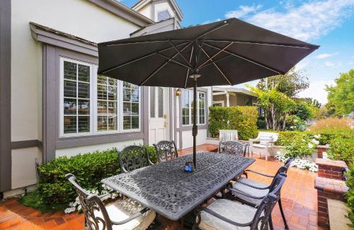 Corona del Mar House | 416 Dahlia