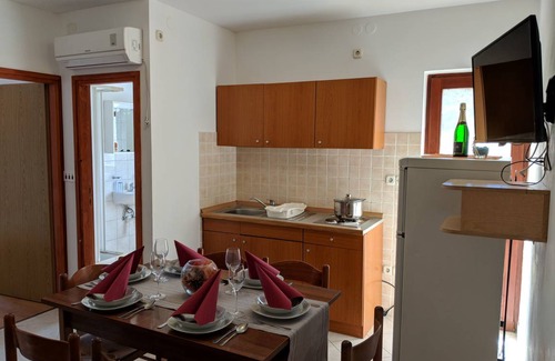 Dobropoljana Apartment | 42 m² Apartment ∙ 2 bedrooms ∙ 5 guests