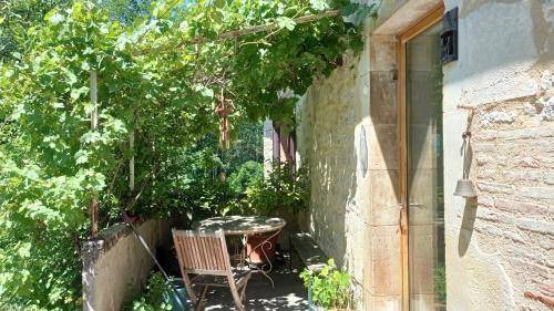 Saint-Cirq-Lapopie Bed & Breakfast | 42 m² Bed and breakfast ∙ 4 guests