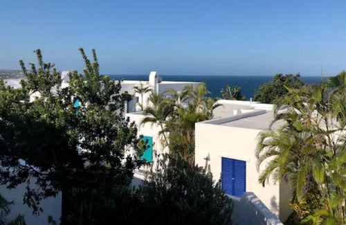 Shaka's Rock Apartment | 42 Thira - Beautiful Beach apartment
