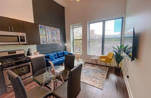 Near South Side Apartment | 420 friendly beautiful unit with optional parking and sleeps 6