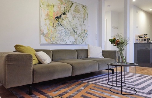 Schiefbahn Apartment | 42qm DG Loft mit Allen Annehmlichkeiten
