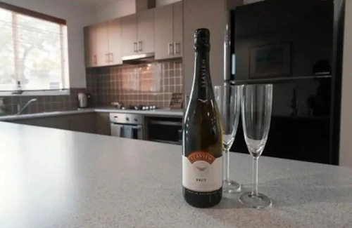 City Of Busselton House | 43@Cape Ocean Resort Retreat, Broadwater