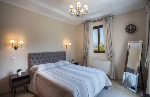 Argaka Villa | 435 m² Villa ∙ 5 bedrooms ∙ 10 guests