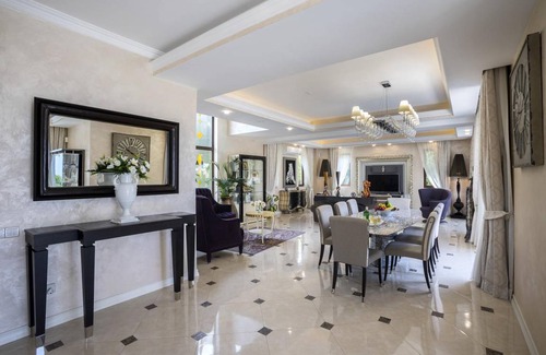 Argaka Villa | 435 m² Villa ∙ 5 bedrooms ∙ 10 guests