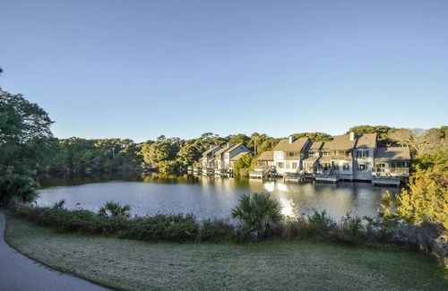 Kiawah Island Condo | 4366 Windswept: Near Beach, 2 Bedrooms, Lagoon Views, Beach Gear/Bike Credit