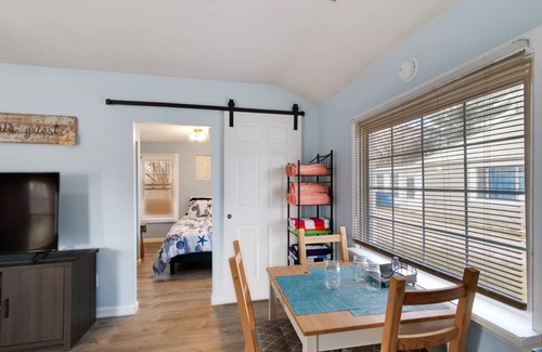 Vermilion House | 44 m² House ∙ 1 bedroom ∙ 4 guests