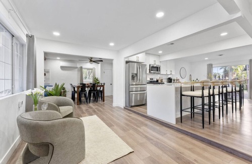 Mount Helix Apartment | 4404 Vista Way La Mesa