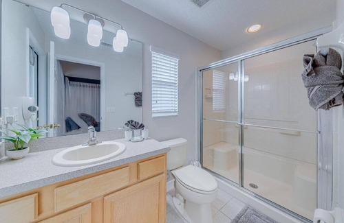 Solana House | 444 - Fabulous Newly Decorated 4 bed Pool Home with South Facing Deck