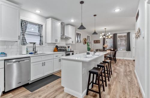 St. Louis House | 4456 Blue Door Bungalow