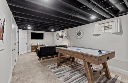 St. Louis House | 4456 Blue Door Bungalow