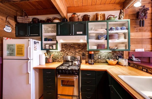 Glacier Cabin | 44MBR - Hot Tub- Pets Ok - WiFi - BBQ - Sleeps 6 by RedAwning