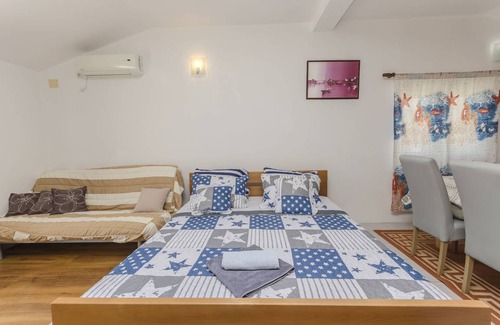 Tribunj Apartment | 45 m² Apartment ∙ 3 guests