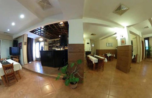 Razgrad Hotel | 45 m² Hotel ∙ 2 bedrooms ∙ 5 guests