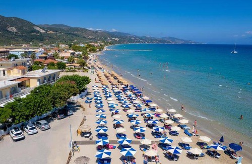 Alykes Hotel | 45 m² Hotel ∙ 6 guests