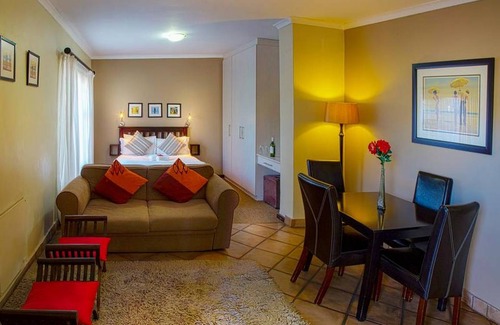 Humewood Resort | 45 m² Private room ∙ 1 bedroom ∙ 2 guests