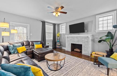 Southwest Garden Apartment | 4500 Botanical Bliss