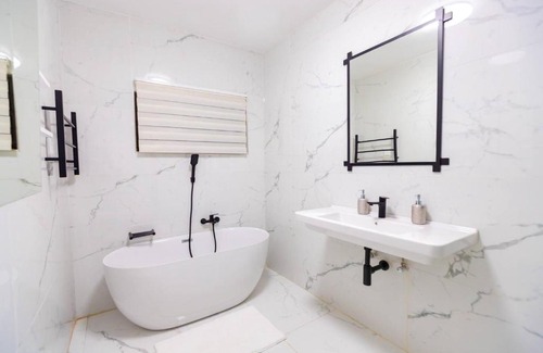 Bulawayo Apartment | 456 Hopeville Escape