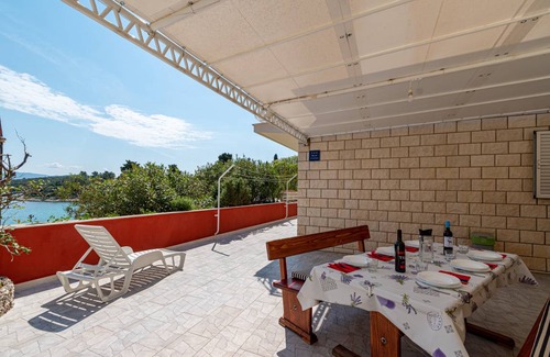 Cove Tri Zala (Zrnovo) Apartment | 46 m² Apartment ∙ 2 bedrooms ∙ 6 guests