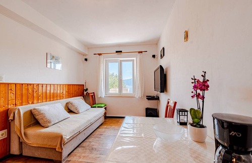 Cove Tri Zala (Zrnovo) Apartment | 46 m² Apartment ∙ 2 bedrooms ∙ 6 guests
