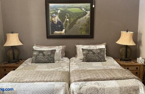 Vredefort Villa | 466 Vaal de Grace