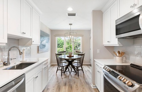 Kiawah Island Condo | 4676 Tennis Club: $150 Beach Gear/Bike Credit, Lagoon Views, Stylish Design!