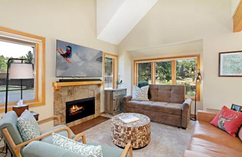 Edwards House | 470 Homestead Unit 13 townhouse