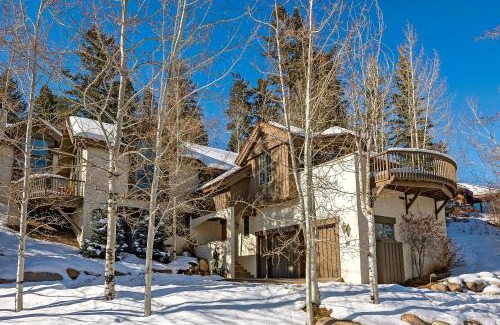 Avon House | 472 Holden Road