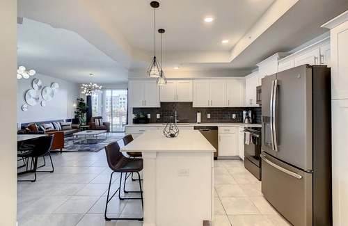 Kissimmee Condo | 4731 201 - 3 Bedroom Corner Unit in Storey Lake Resort Under 10 Min to Disney