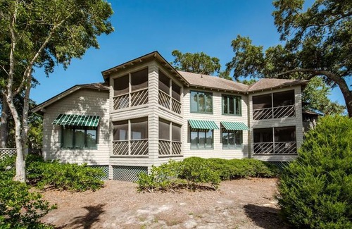 Kiawah Island Villa | 4740 Tennis Club Villa by RedAwning