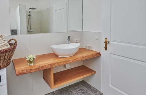 Waidhofen An Der Ybbs Apartment | 47m2 apartment on the ground floor, 2 rooms + bathroom/WC, 1 to 4 persons