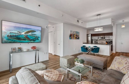 Brickell Apartment | 47th-Floor Brickell Condo w/City Views & Pool
