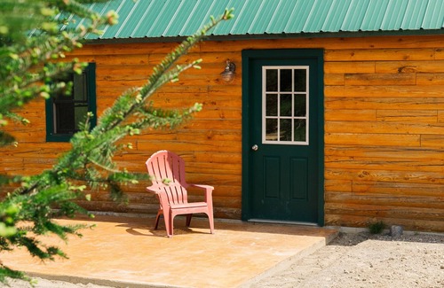 Columbia Falls Cabin | #48 - Flagpole View Cabins - King Cabin