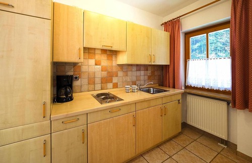 Weissbach Apartment | 48 m² Apartment ∙ 1 bedroom ∙ 4 guests