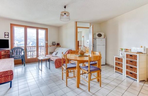 Embrun Apartment | 48 m² Apartment ∙ 2 bedrooms ∙ 4 guests
