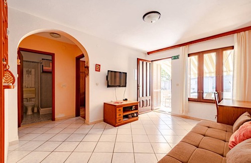 Cove Tri Zala (Zrnovo) Apartment | 48 m² Apartment ∙ 2 bedrooms ∙ 4 guests