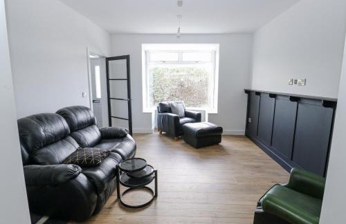 Ainley Top House | 489 New Hey Road